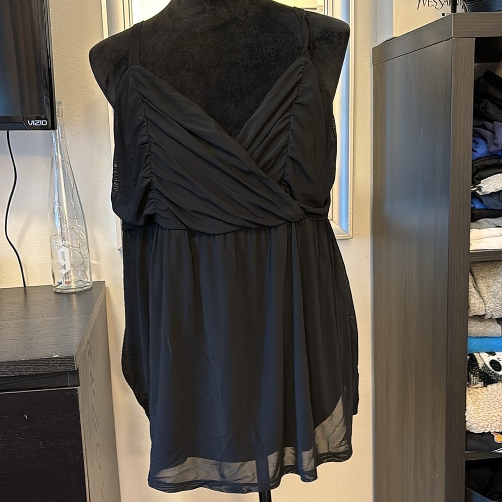 Torrid top - Picture 3 of 8